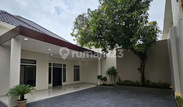 Dijual Rumah Asri Tengah Kota Semarang Daerah Halmahera 2