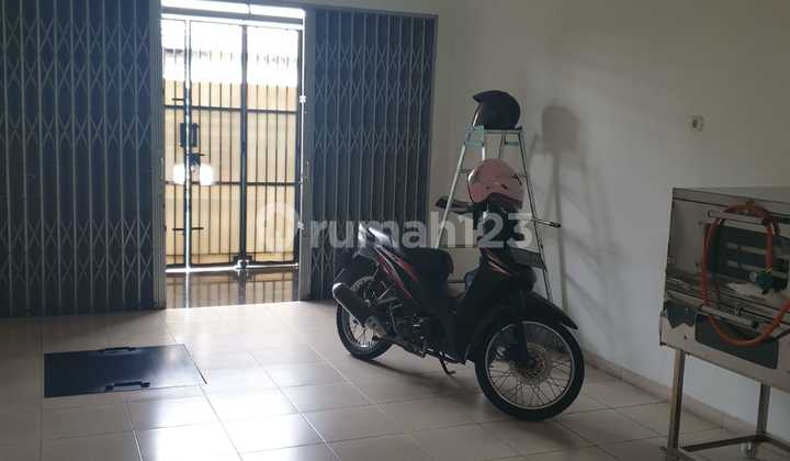 Rumah / Ruko Bangunan Baru di Semarang Selatan 2