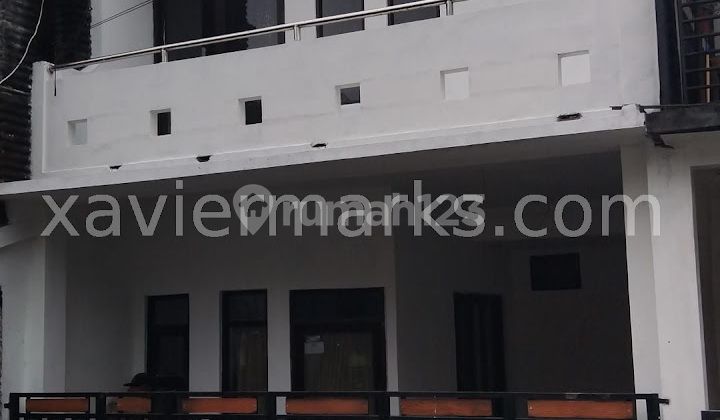 Dijual rumah 2 lantai Tengah Kota Salatiga 1