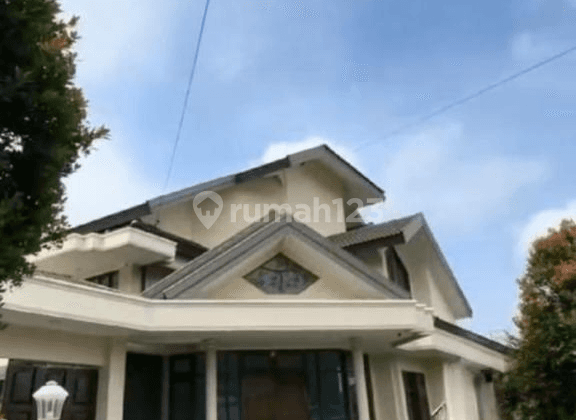 Dijual Rumah Mewah Furnished Hook Banyumanik Semarang 2 Lantai 1