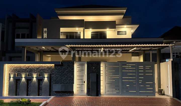 Dijual Rumah Mewah Dekat Bandara Ahmad Yani Semarang 1