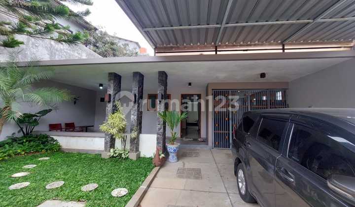 Dijual Rumah 2 Lantai Lokasi Banyumanik Tinjomoyo