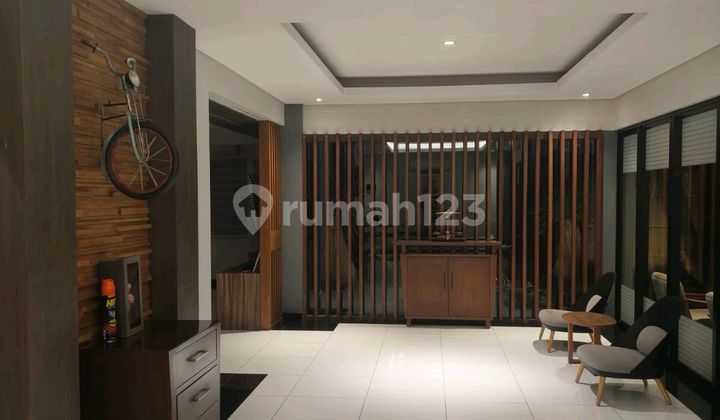 Rumah Mewah 2 Lantai Di Permata Buana, Hunian Nyaman. 2