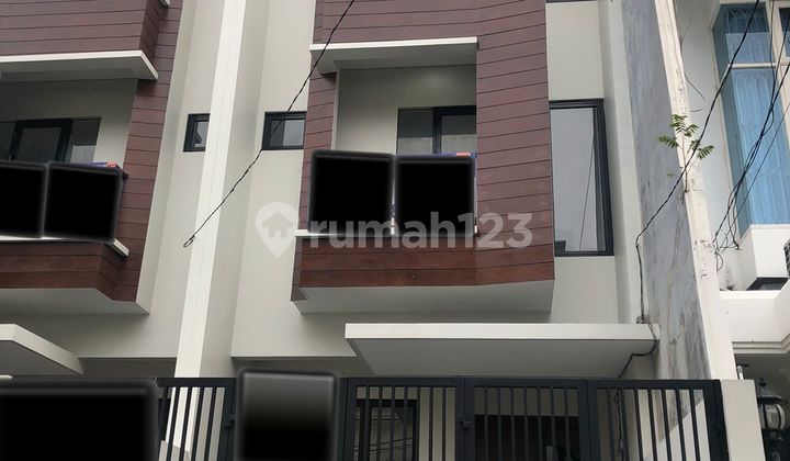 Dijual Rumah Pluit Barat, Brand New Uk 5x20m2 3 Lantai