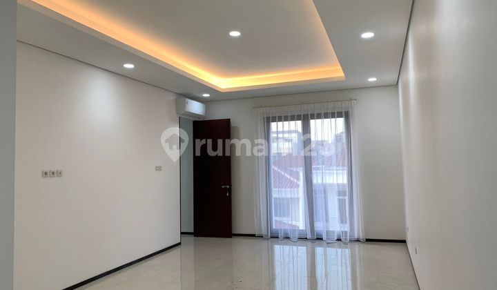 Dijual Rumah Baru di Pluit Permai hadap utara