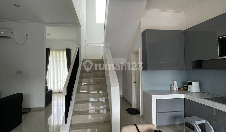 Disewakan Rumah Bagus Furnished Suvarna Sutera 2