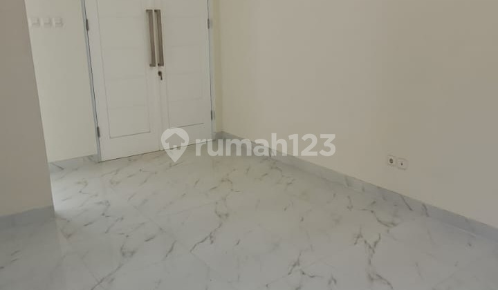 Rumah paling murah Kota Wisata  2