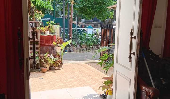 Dijual Rumah Mewah Siap Huni di Cibubur, Jakarta Timur 2