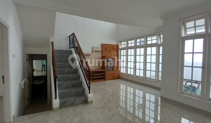 Spacious 4-Bedroom House in Favorite Cibubur Area, Freehold Title, Negotiable Price 2