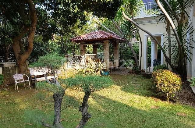 Rumah Luas 4+2 KT di Kota Wisata SHM Nego 2