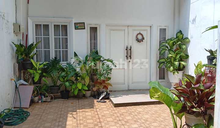 For Sale Luxury House Ready to Occupy in Cibubur, East Jakarta