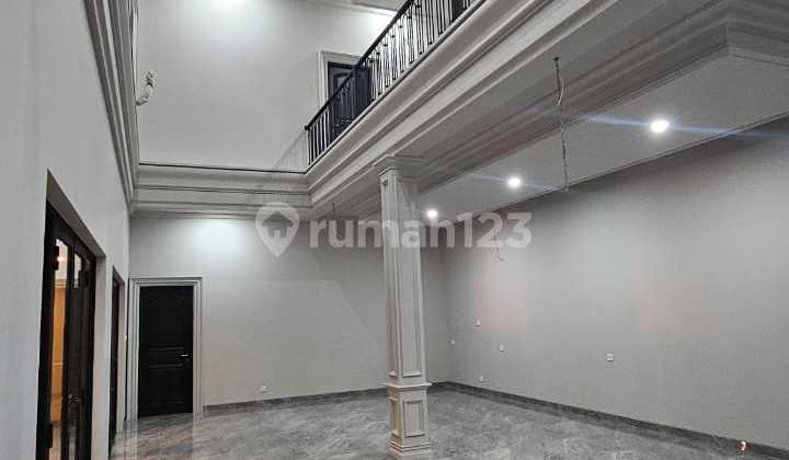 Rumah Megah Dekat Tol & Living World Nego 2