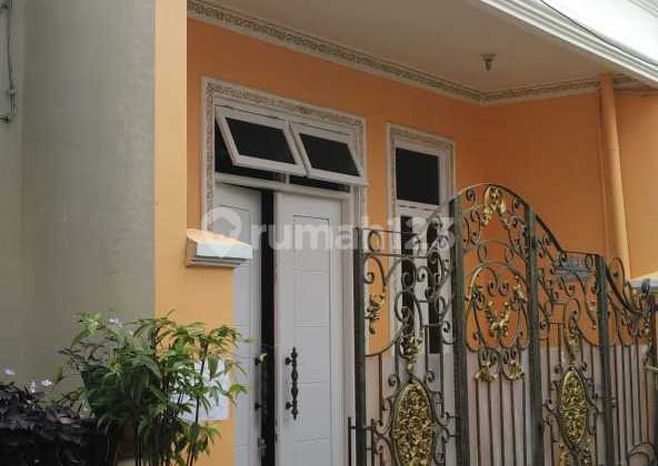 Rumah paling murah di Utan Kayu NEGO Rumah paling murah di Utan Kayu NEGO