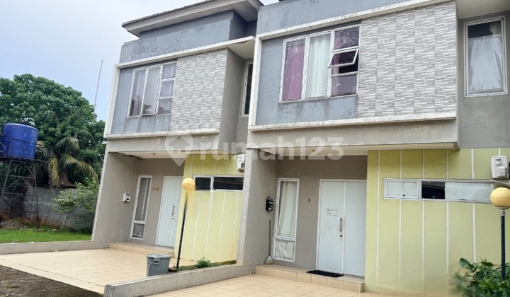 Rumah 2 Unit Bersebelahan di Magnolia Town House Dekat Green Lake Rumah 2 Unit Bersebelahan di Magnolia Town House Dekat Green Lake