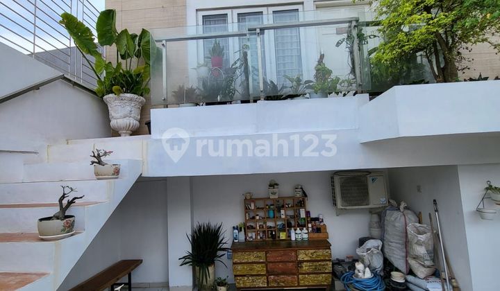 Rumah 3.5 Lantai di Taman Kencana, Cengkareng Jakbar