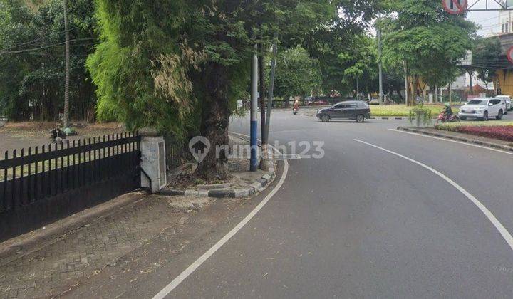 Rumah Tua untuk Komersial di jl Teuku Umar, Menteng Jakpus 2