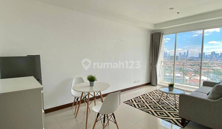 Jual BU Apartment AKR Galery West type 2+1 BR Furnish 2