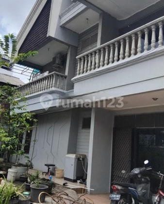 Rumah Hitung Tanah Cocok Dibangun Ulang di Sunrise Garden