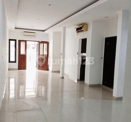 Rumah 2 Lantai Di Greenville Jalan 2 Mobil 2