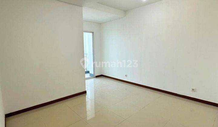 Apartment Greenbay Pluit Tower J Type 2BR Unfurnish  2