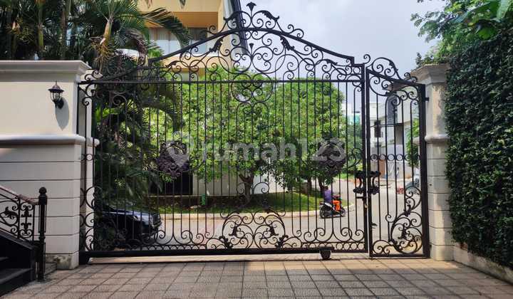 Turun Harga Rumah 3 Lantai Di Jl Kano Permai, Pik 1 2