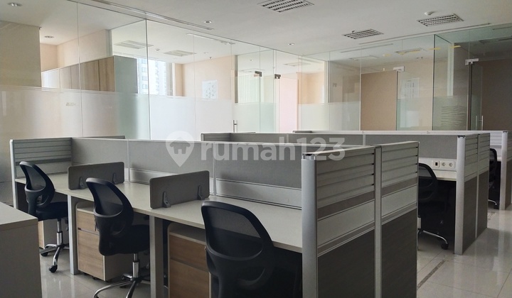 Office Apl Tower Luas 222.38 M2 Furnished