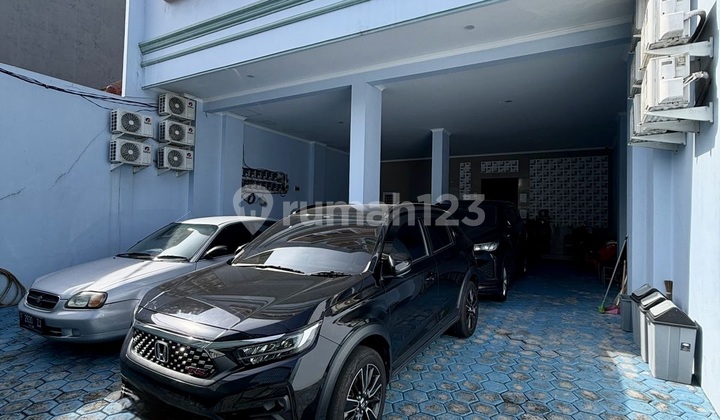 5-Storey Boarding House in Mangga Besar, 2-Car Street 1