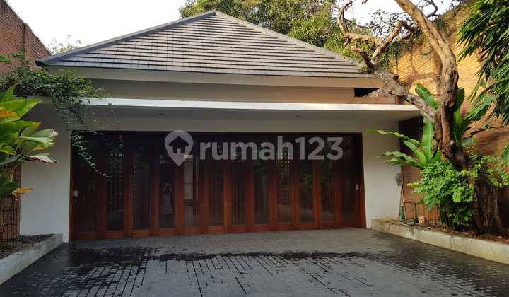 Rumah Kemanggisan Dekat Hotel Mega Anggrek 1