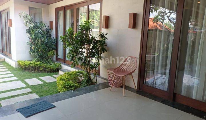 Private Villa Dekat Pantai Seminyak Bali 2