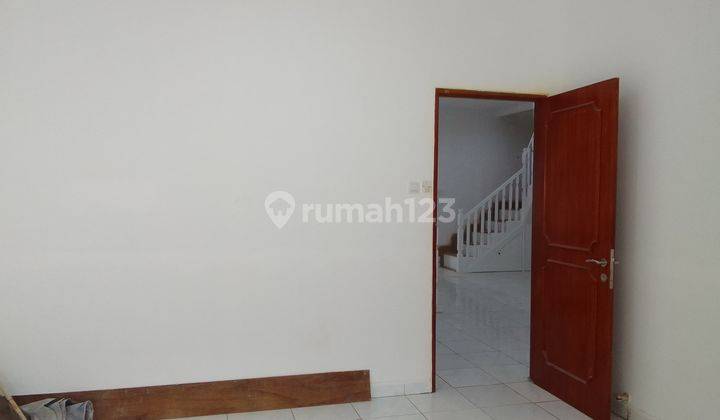 Rumah Kantor Disewakan 2