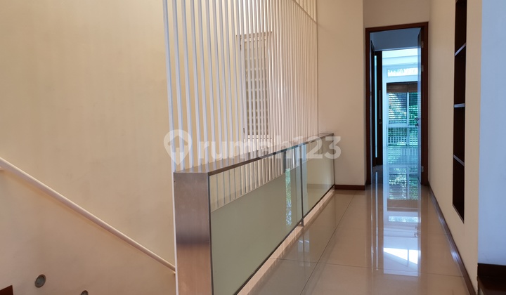 Area Kencana dekat Bukit Golf