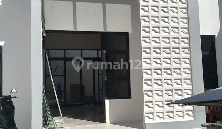 Modern Minimalist House in Wologito Manyaran, Ready for Occupancy 2