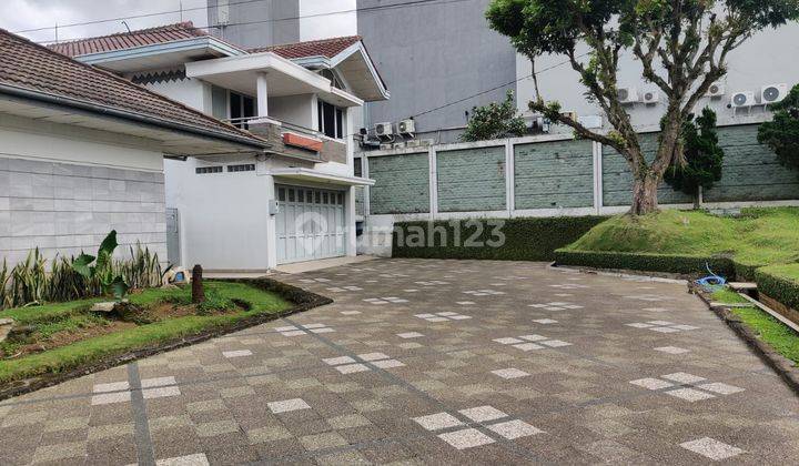 Rumah Main Road Dago Atas Pakar Golf 2