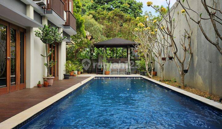 Rumah Aesthetic Ala Resort + Swimming Pool di Hegarmanah Bandung 2