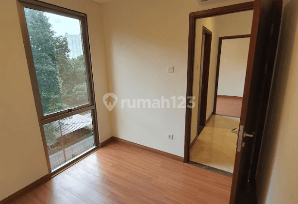 Apartemen 3 Br, Hegarmanah Residencen, Bagus 2