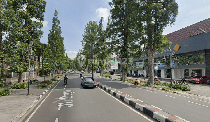 Ruko Strategis di Main Road Dago, Bandung 1