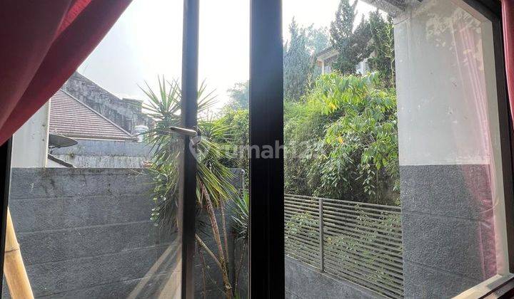 Rumah 2 Lantai di Setraduta Hegar Bandung 2