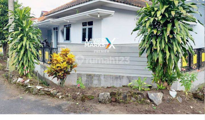 Lu3210 Rumah Hook 1 Lantai di Taman Sulfat Tengah Kota Malang 1