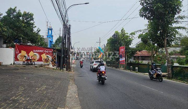 Lu3180 Ruko Tengah Kota di Sulfat Blimbing Malang Parkir Luas 2