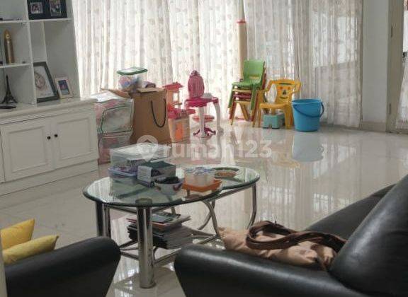 Dijual rumah minimalis terawat siap huni Regol 7