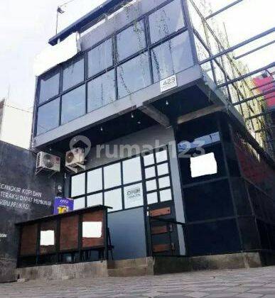 Dijual hotel aktif terawat siap huni Gatot Subroto 1