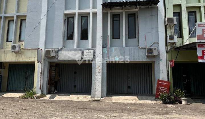 Dijual Atau Disewakan Ruko 2lt Gandeng 2 Baru Renovasi di Taman Royal 1 Cipondoh Kota Tangerang  2