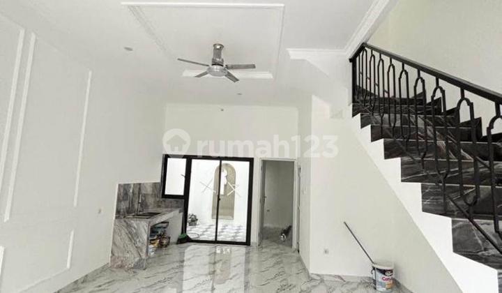 FOR SALE NEW 2-STORY HOUSE AMERICAN CLASSIC TYPE NEAR BINTARO FOR SALE NEW 2-STORY HOUSE AMERICAN CLASSIC TYPE NEAR BINTARO