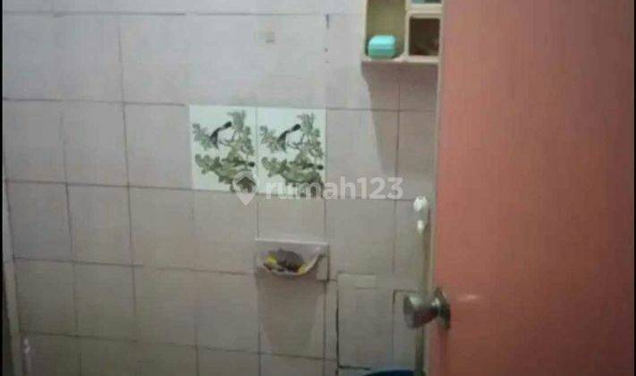 Bu minggu ini rumah 2lt dekat jalan raya margonda depok 2