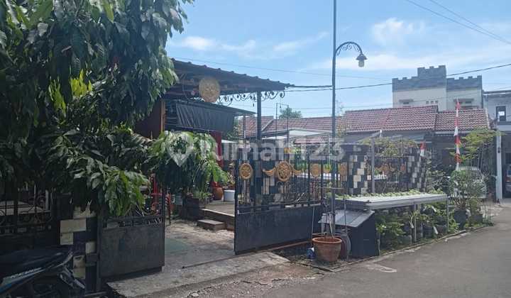 Second House Taman Anyelir 3 Block Front of the Complex 1