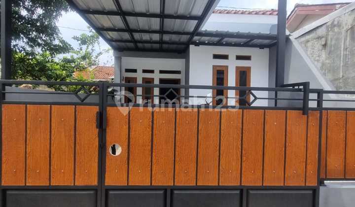 New House in Hard Cash Housing Near St Pdk Rajeg