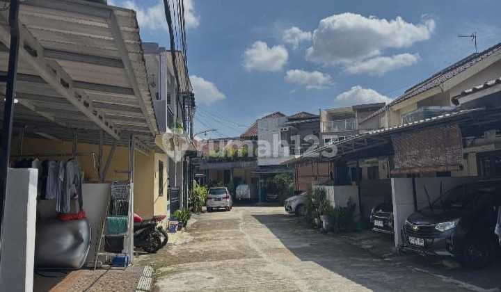 This House is Strategically Located in Kelapa Dua Rumbut, Near Kalisari Cijantung