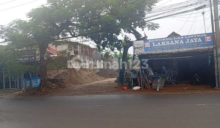 Cheap land 800 m2 by Kalimulya Main Road, Depok.