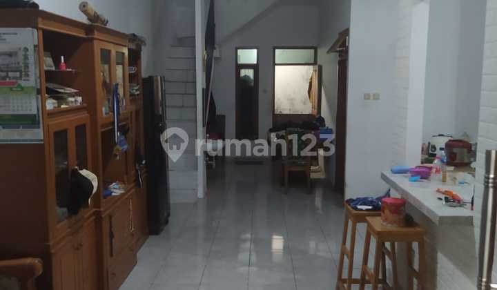 Sell Fast Good 2-Story House Near Grand Depok City 2