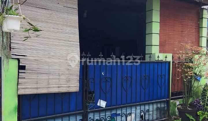 For Sale House Near SMA Negeri 3 Cibinong High School and Sentul Toll Road 2